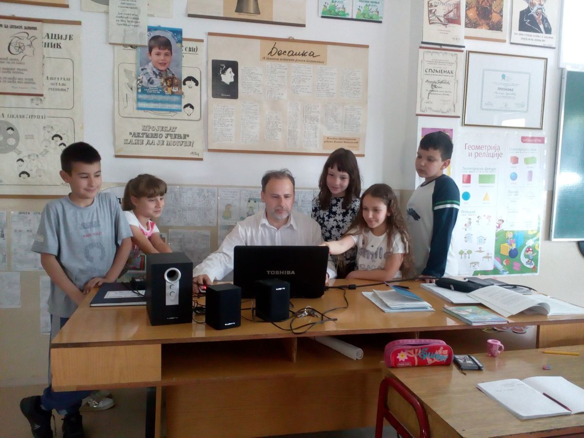 Bez kreativnih i svestranih učitelja, nema svestranih i kreativnih učenika Bez kreativnih i svestranih učitelja, nema svestranih i kreativnih učenika