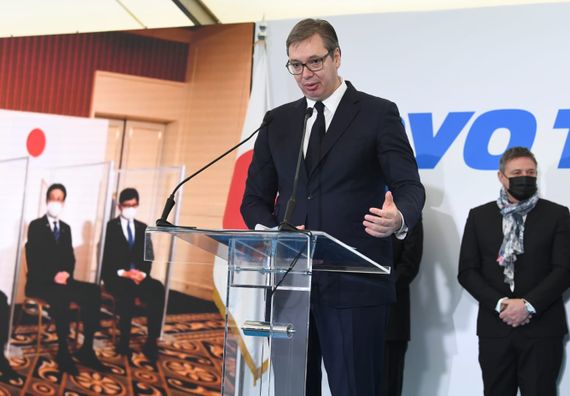 Predsednik Vučić prisustvovao polaganju kamena temeljca za izgradnju fabrike guma 