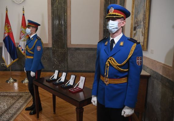 Uručene zlatne medalje za zasluge povodom Dana primirja i posthumno Sretenjski orden trećeg stepena Dobrici Eriću