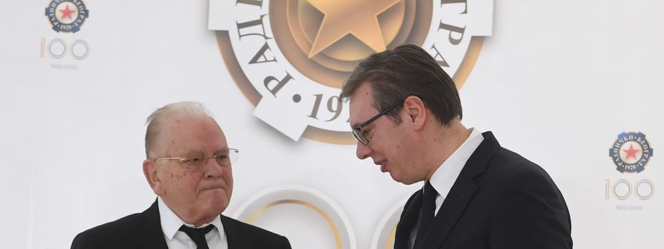 Predsednik Vučić prisustvovao svečanoj dodeli plakete za životno delo Dušanu Dudi Ivkoviću