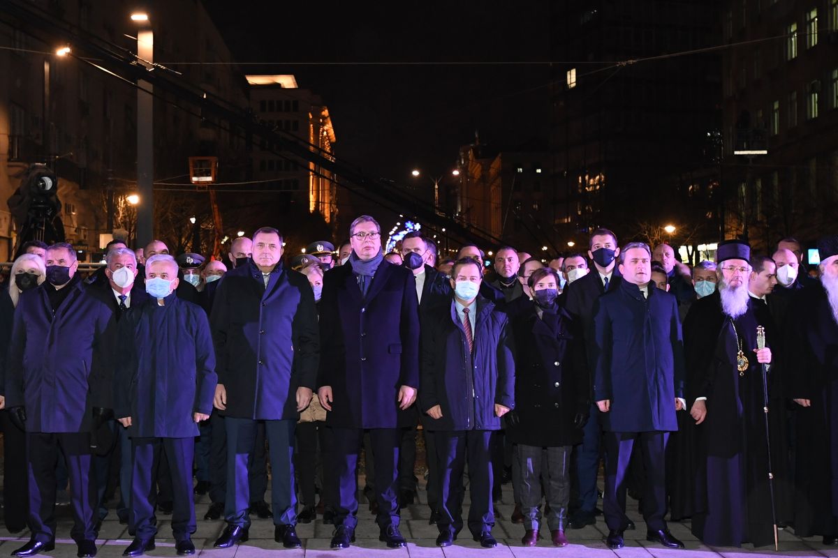 Председник Вучић присуствовао свечаном откривању споменика Стефану Немањи