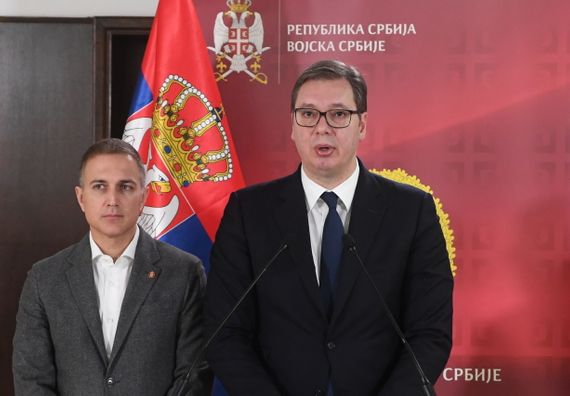 Predsednik Vučić prisustvovao sastanku na kome su predstavljeni rezultati analize stanja funkcionalnih i operativnih sposobnosti Vojske Srbije za 2020. godinu