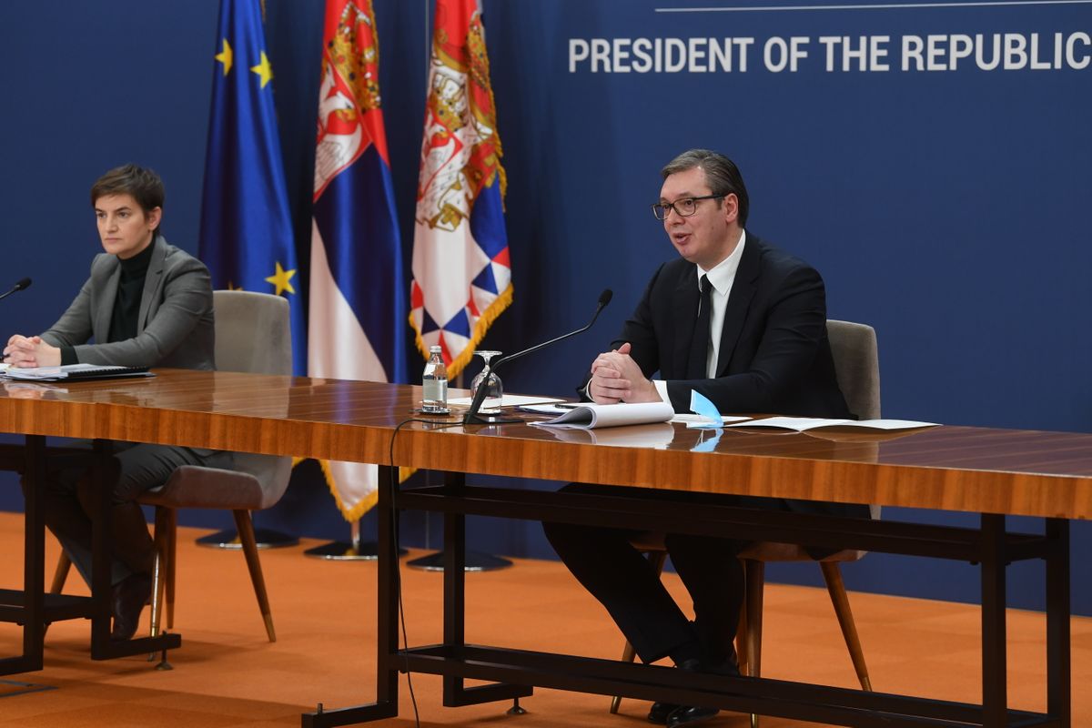 Председник Вучић присуствовао седници Владе Републике Србије