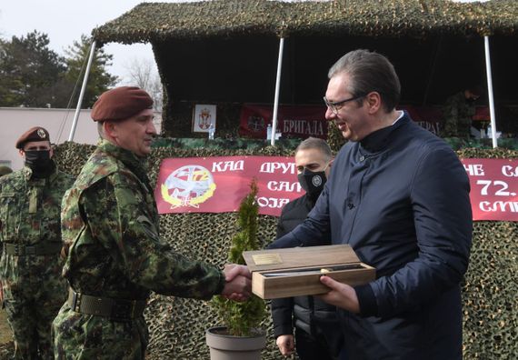 Predsednik Vučić prisustvovao prikazu sposobnosti dela jedinica Vojske Srbije