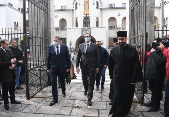 Predsednik Vučić prisustvovao ustoličenju novoizabranog patrijarha SPC