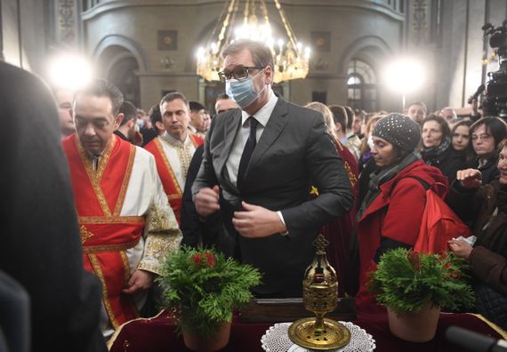 Председник Вучић присуствовао устоличењу новоизабраног патријарха СПЦ