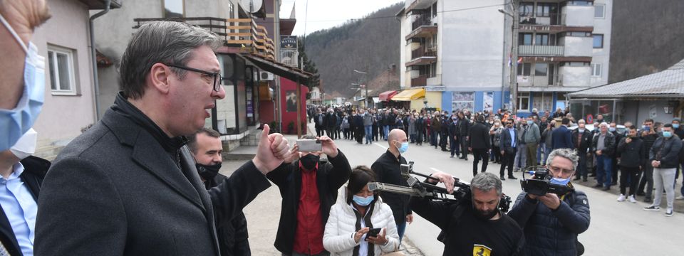 Predsednik Vučić posetio selo Rudna Glava