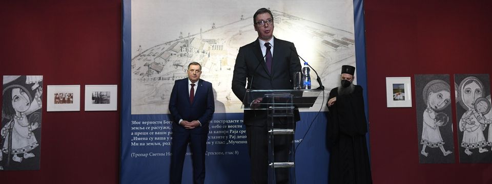 Predsednik Vučić otvorio izložbu ,,Sveti novomučenici jasenovački u svetlosti Vaskrsenja“ u Istorijskom muzeju Srbije