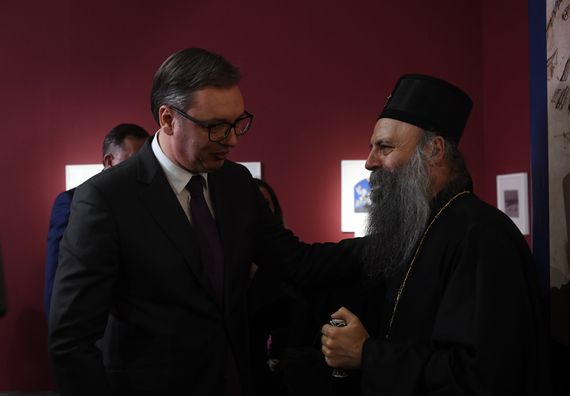 Predsednik Vučić otvorio izložbu ,,Sveti novomučenici jasenovački u svetlosti Vaskrsenja“ u Istorijskom muzeju Srbije