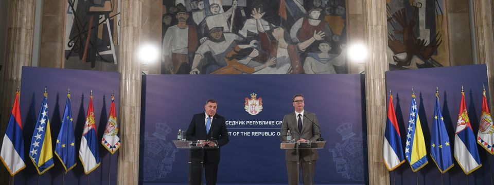 Predsednik Vučić sastao se sa delegacijom Republike Srpske