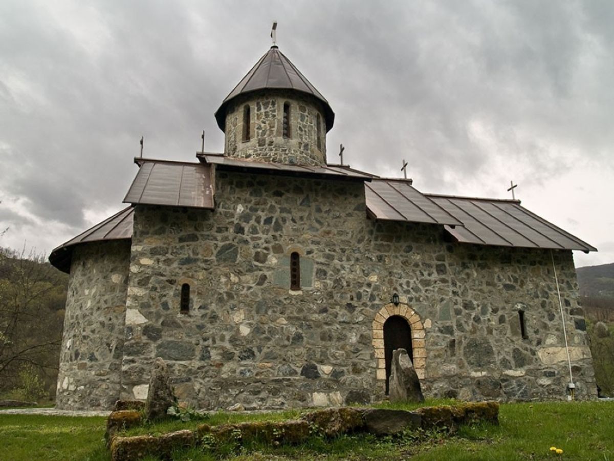 Хируршки инструменти из средњег века у манастиру Ораховица код Прибоја