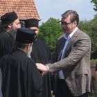 Predsednik Vučić obišao novoizgrađenu crkvu Svetog Save u Deževi