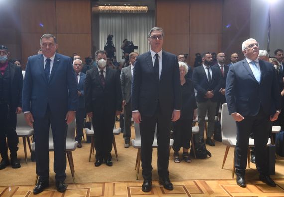 Predsednik Vučić uručio odlikovanja povodom Vidovdana