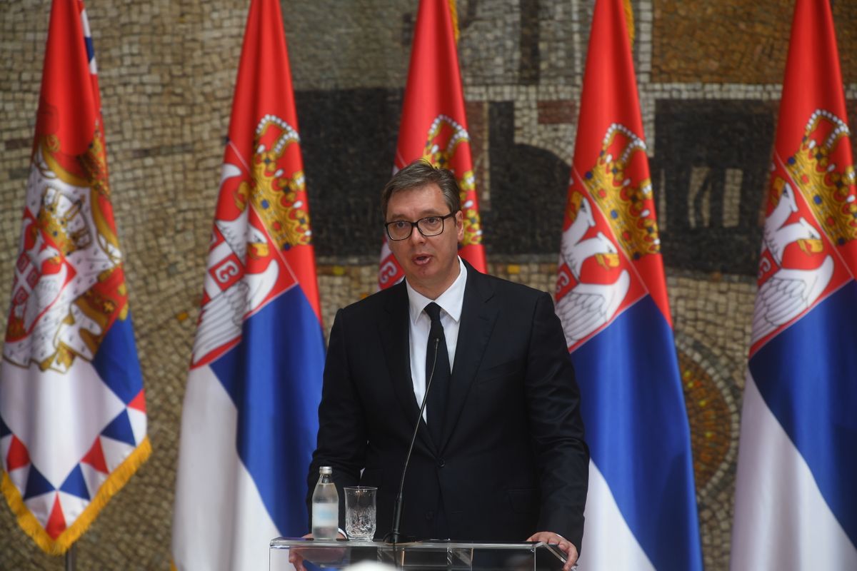 Predsednik Vučić uručio odlikovanja povodom Vidovdana