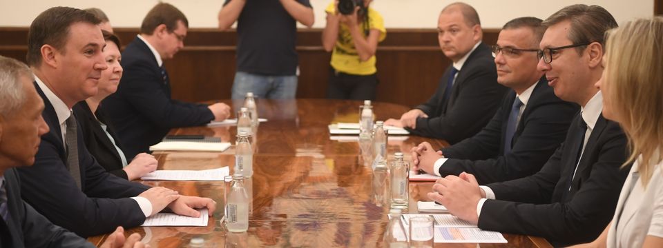 Председник Вучић састао се са министром пољопривреде Руске Федерације