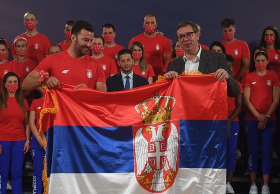 Predsednik Vučić sa sportistima i članovima olimpijskog tima Srbije