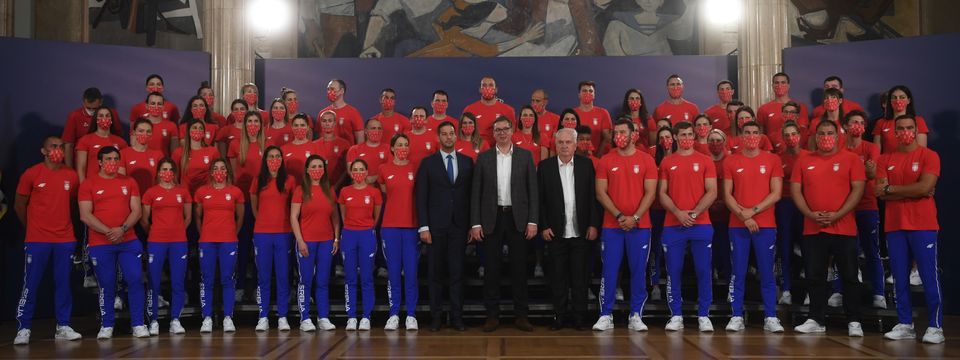 Predsednik Vučić sa sportistima i članovima olimpijskog tima Srbije