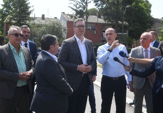 Predsednik Vučić prisustvovao otvaranju Zdravstvene stanice Borča