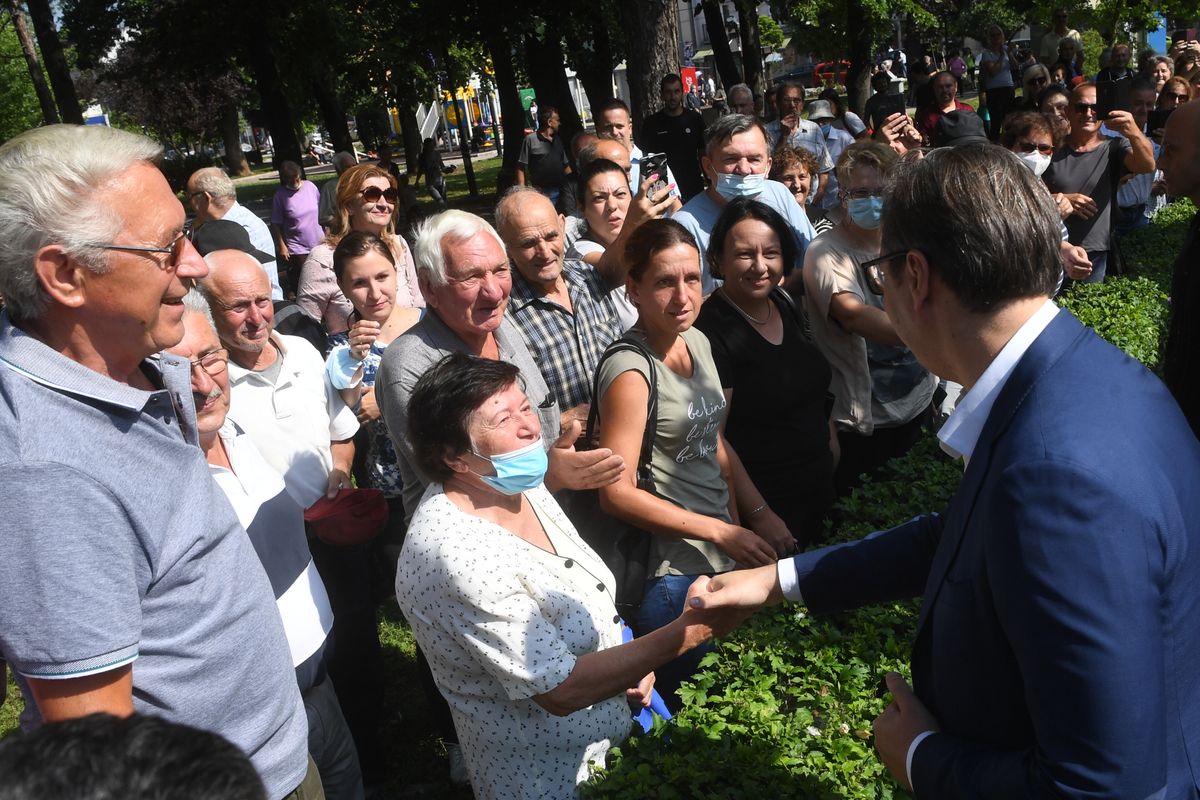 Predsednik Vučić obišao opštine Despotovac, Paraćin i Rekovac