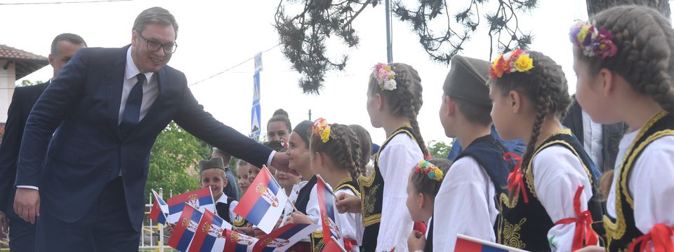 Predsednik Vučić posetio Kragujevac i opštinu Knić
