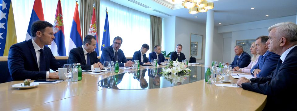 Sastanak sa srpskim članom Predsedništva BiH i predstavnicima Republike Srpske