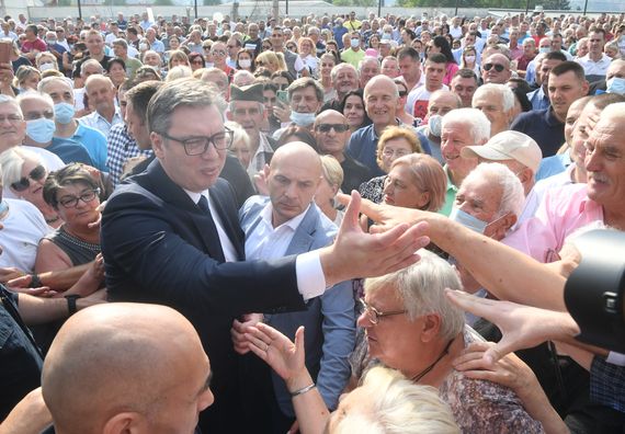 Predsednik Vučić obišao grad Užice, opštinu Bajinu Baštu i turističko naselje Mećavnik–Drvengrad