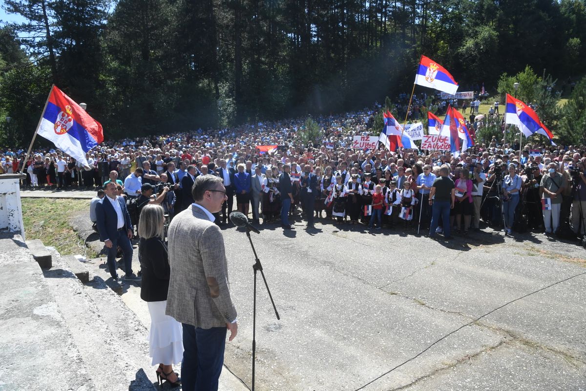 Predsednik Vučić obišao Prokuplje, Blace i Brus