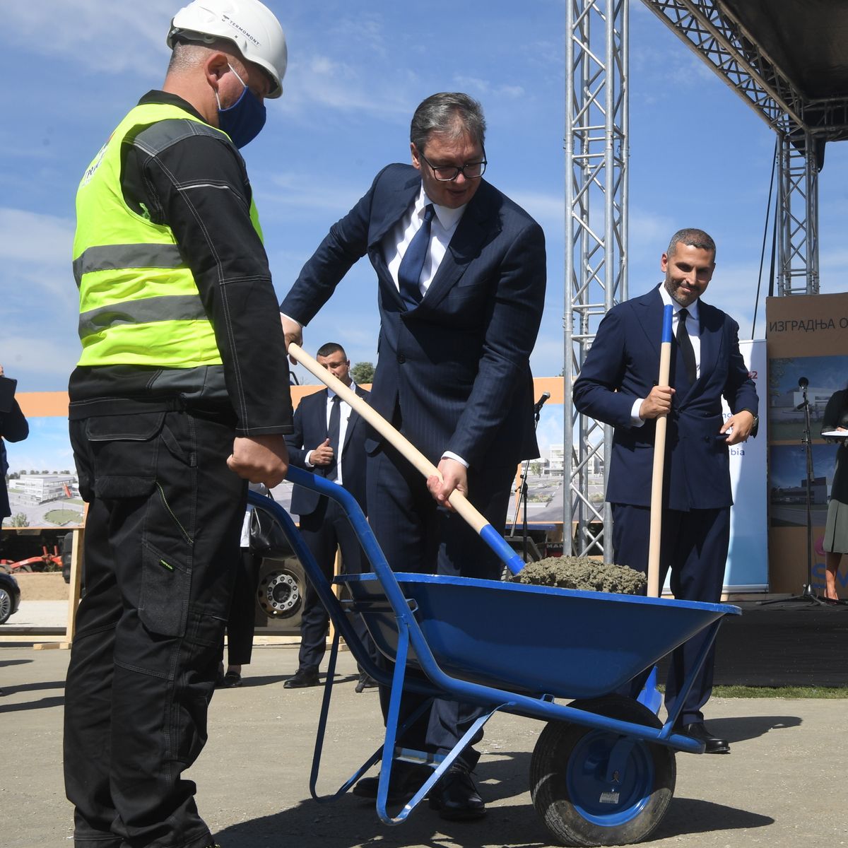Председник Вучић присуствоваo церемонији полагања камена темељца за иградњу фабрике за производњу вакцина кинеске компаније 