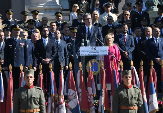 Председник Вучић присуствовао свечаности поводом промоције најмлађих официра Војске Србије