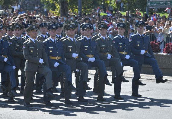 Председник Вучић присуствовао свечаности поводом промоције најмлађих официра Војске Србије