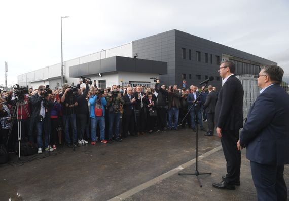 Predsednik Vučić prisustvovao svečanom otvaranju fabrike „Regent Lighting