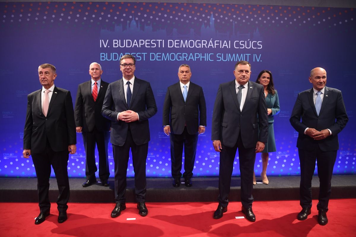 Predsednik Vučić na Četvrtom demografskom samitu u Budimpešti