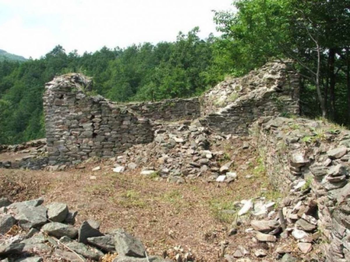 Скобаљић град између легенде и историје