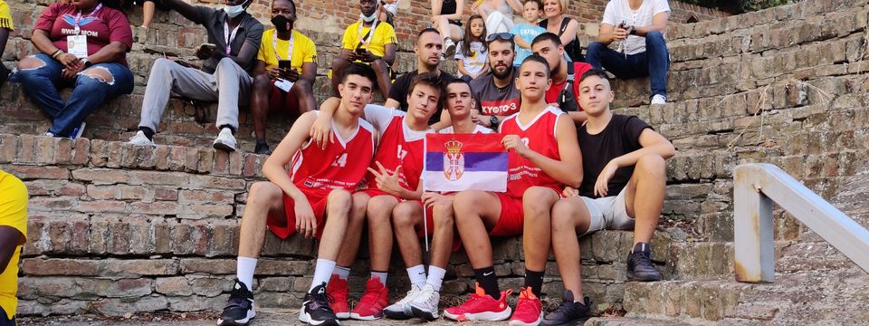 Млади баскеташи из Врања вицешампиони Светског школског првенства
