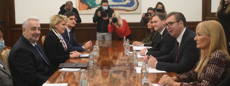 Predsednik Vučić sastao se sa predsednikom Vlade Republike Crne Gore