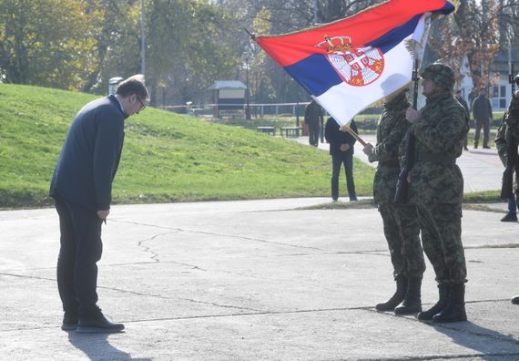 Predsednik Vučić prisustvovao obuci jedinica Rečne flotile