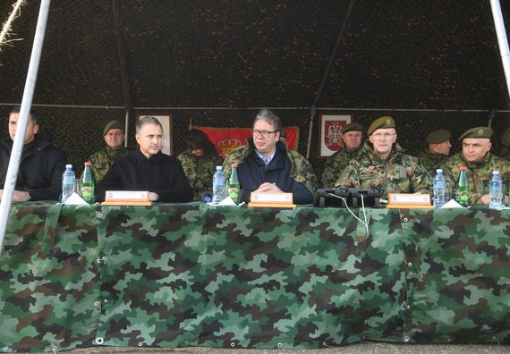 Predsednik Vučić prisustvovao obuci jedinica Rečne flotile