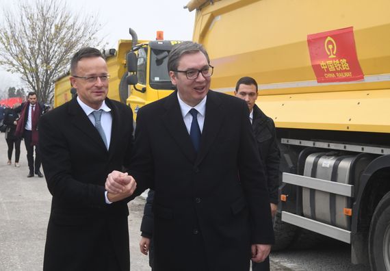 Predsednik Vučić prisustvovao ceremoniji obeležavanja početka radova na deonici Novi Sad-Kelebija