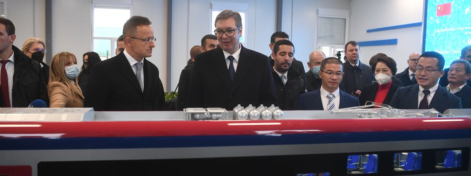 Председник Вучић присуствовао церемонији обележавања почетка радова на деоници Нови Сад-Келебија