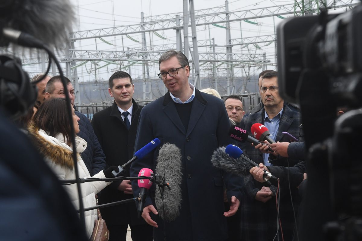 Predsednik Vučić posetio termoelektranu 