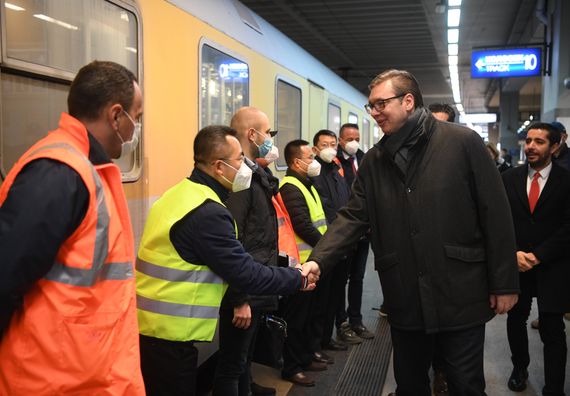 Predsednik Vučić prisustvovao testiranju prve deonice pruge Beograd-Novi Sad