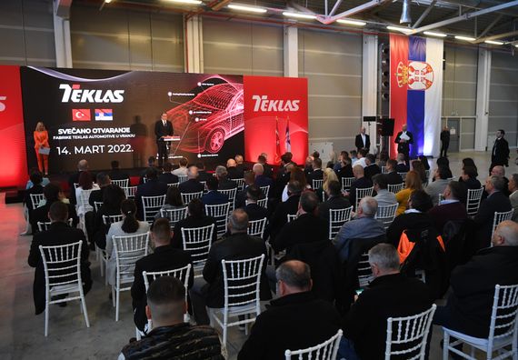 Predsednik Vučić prisustvovao svečanom otvaranju fabrike Teklas Automotive d.o.o.