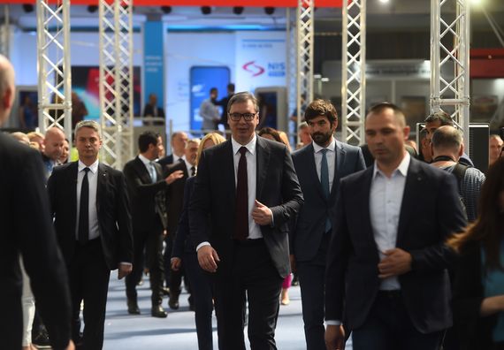 Predsednik Vučić prisustvovao ceremoniji otvaranja Sajma automobila
