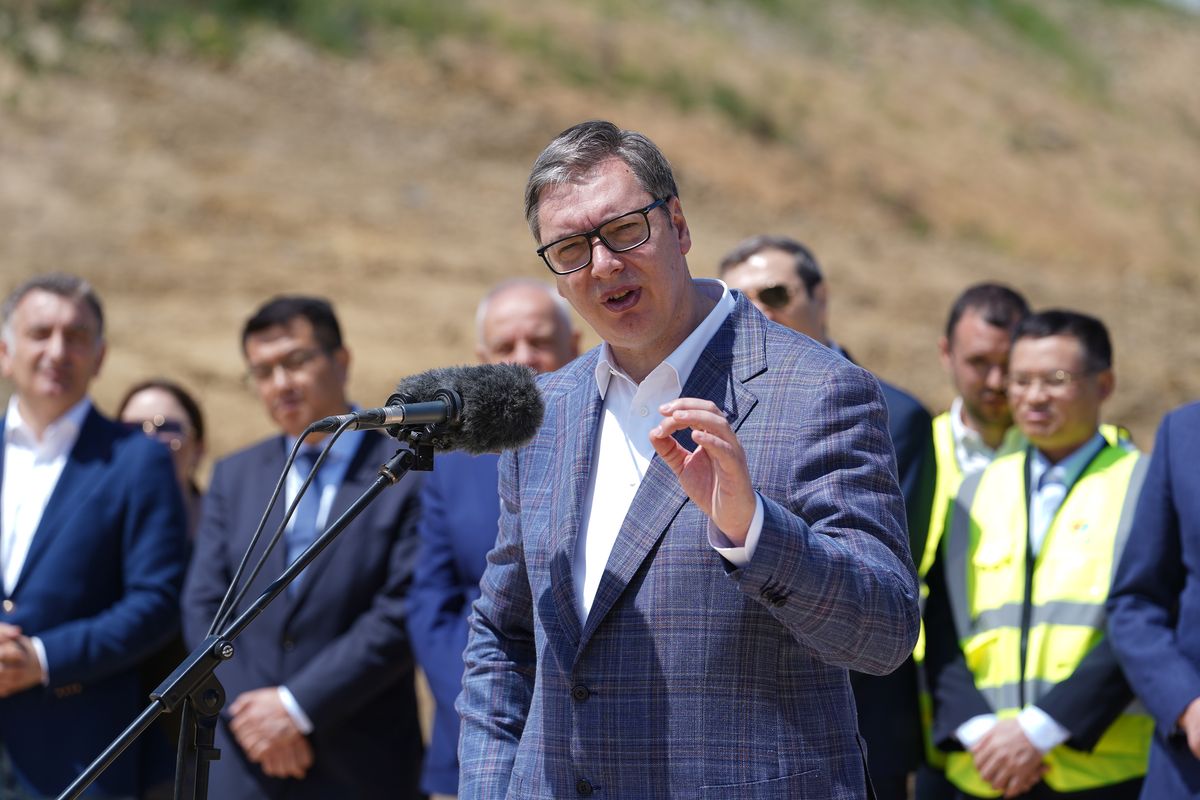 Predsednik Vučić obišao radove na obilaznici oko Beograda