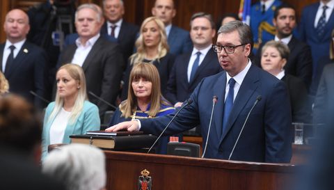 Председник Вучић положио заклетву