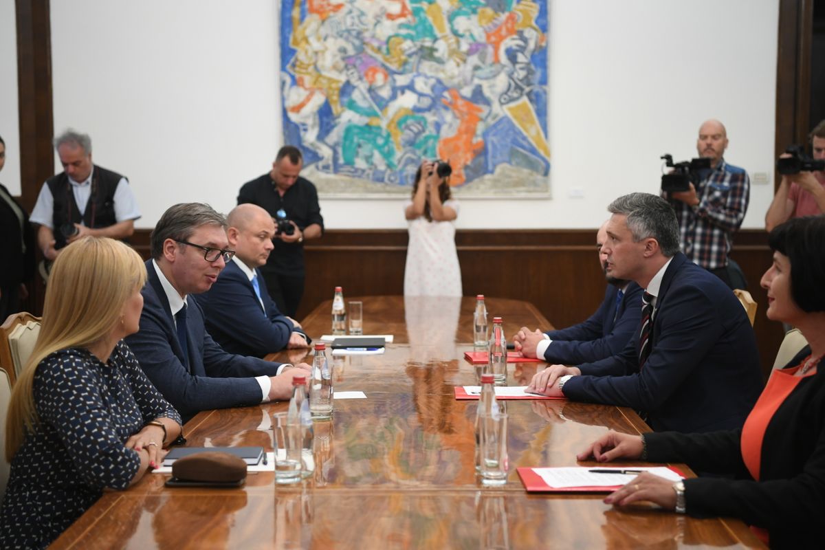 Председник Вучић одржао консултације о кандидату за председника Владе