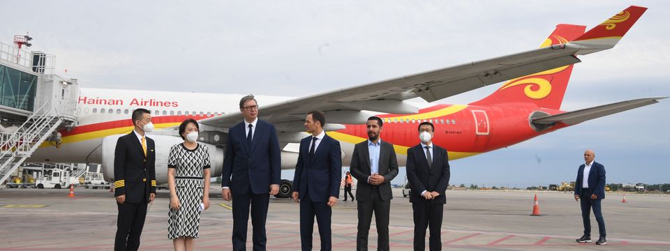 Predsednik Vučić prisustvovao dočeku prvog leta avio-kompanije "Hainan Airlines"