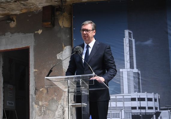 Председник Вучић на церемоји обележавања почетка извођења мера заштите на Централној кули Меморијалног центра 