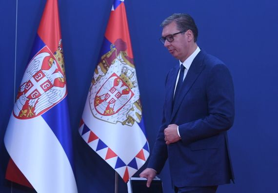 Obraćanje predsednika Vučića nakon sastanka sa predstavnicima Srba sa KiM