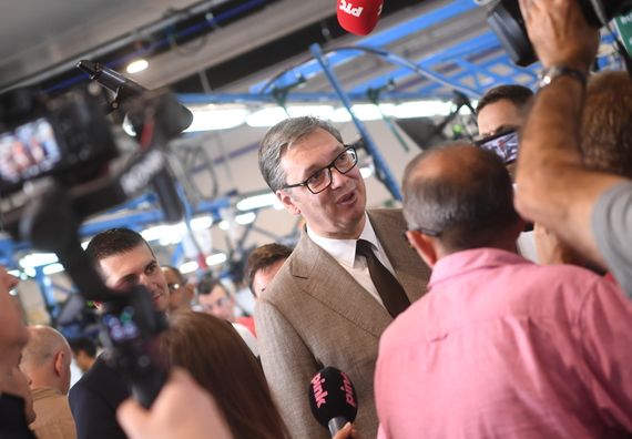 Predsednik Vučić prisustvovao svečanom otvaranju fabrike 